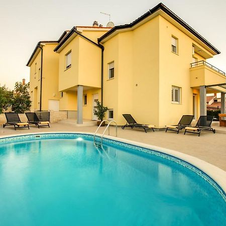 Villa Cera Πούλα Εξωτερικό φωτογραφία
