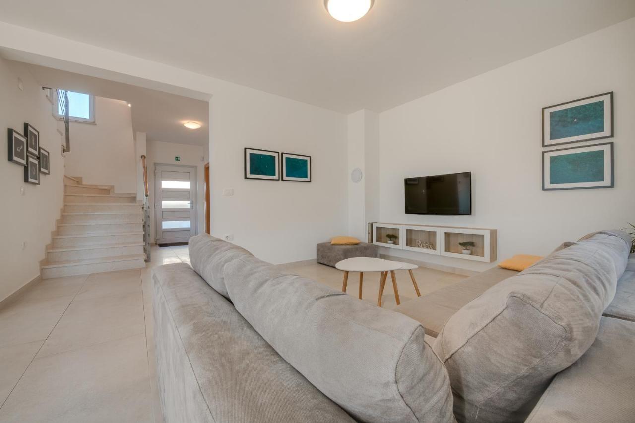 Villa Cera Πούλα Εξωτερικό φωτογραφία