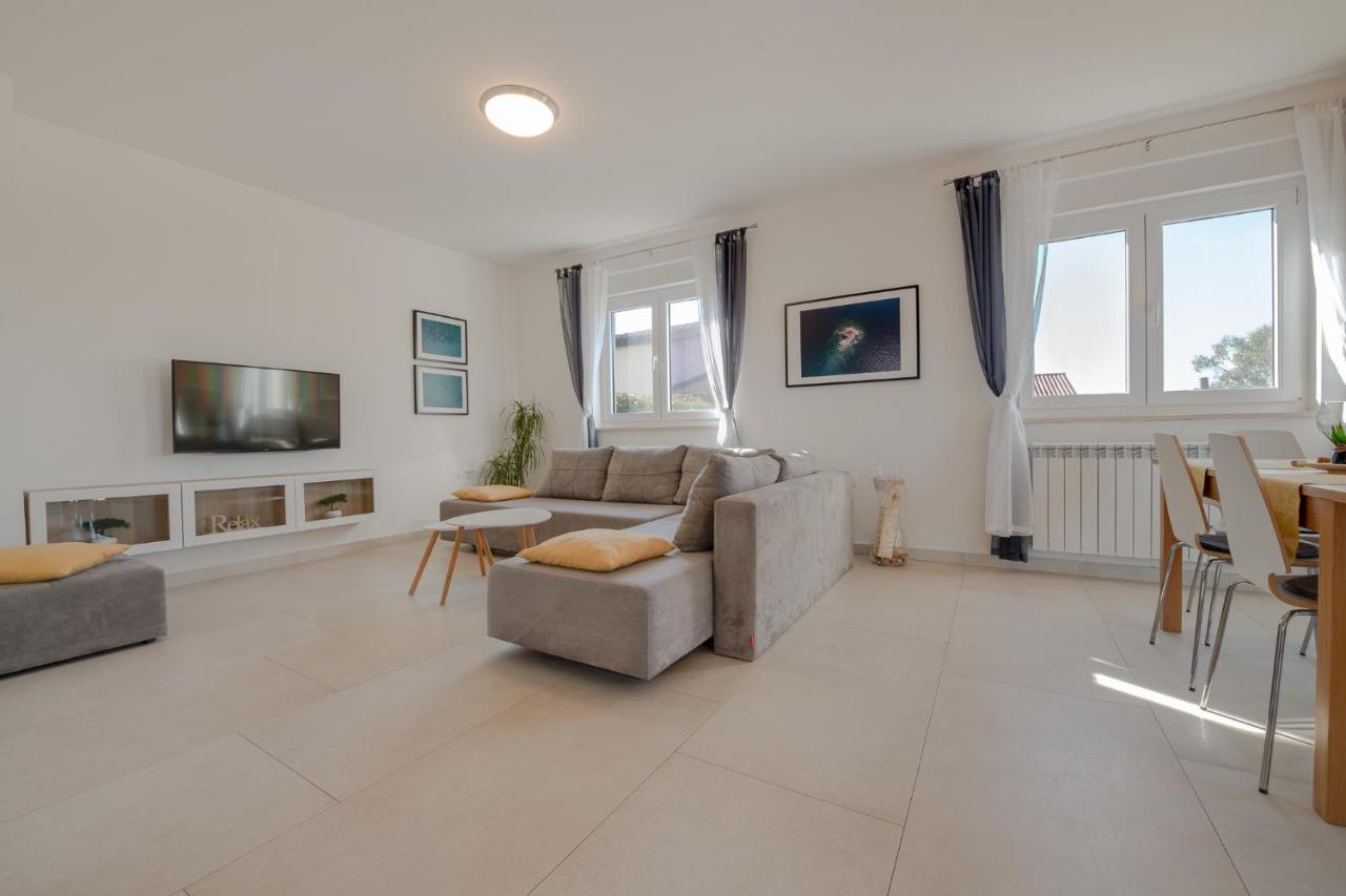 Villa Cera Πούλα Εξωτερικό φωτογραφία
