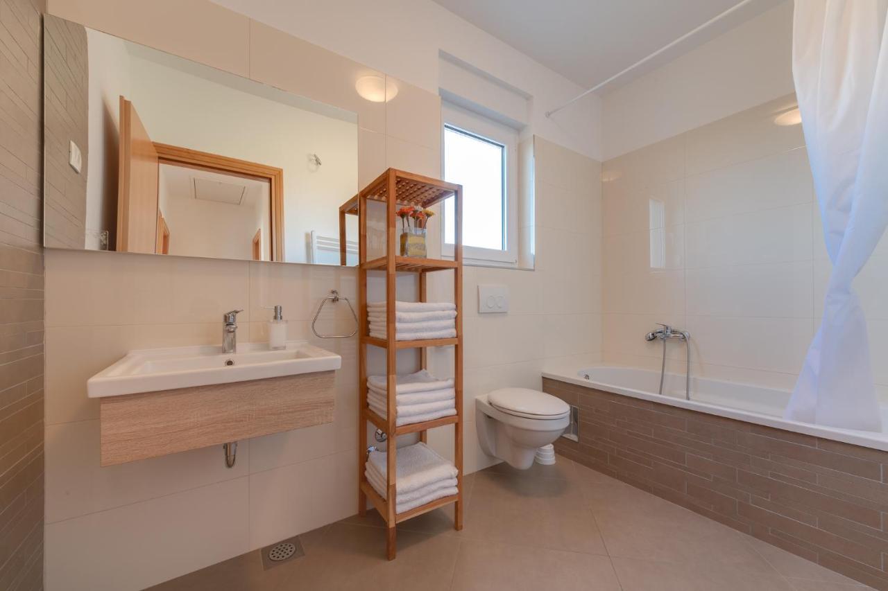 Villa Cera Πούλα Εξωτερικό φωτογραφία
