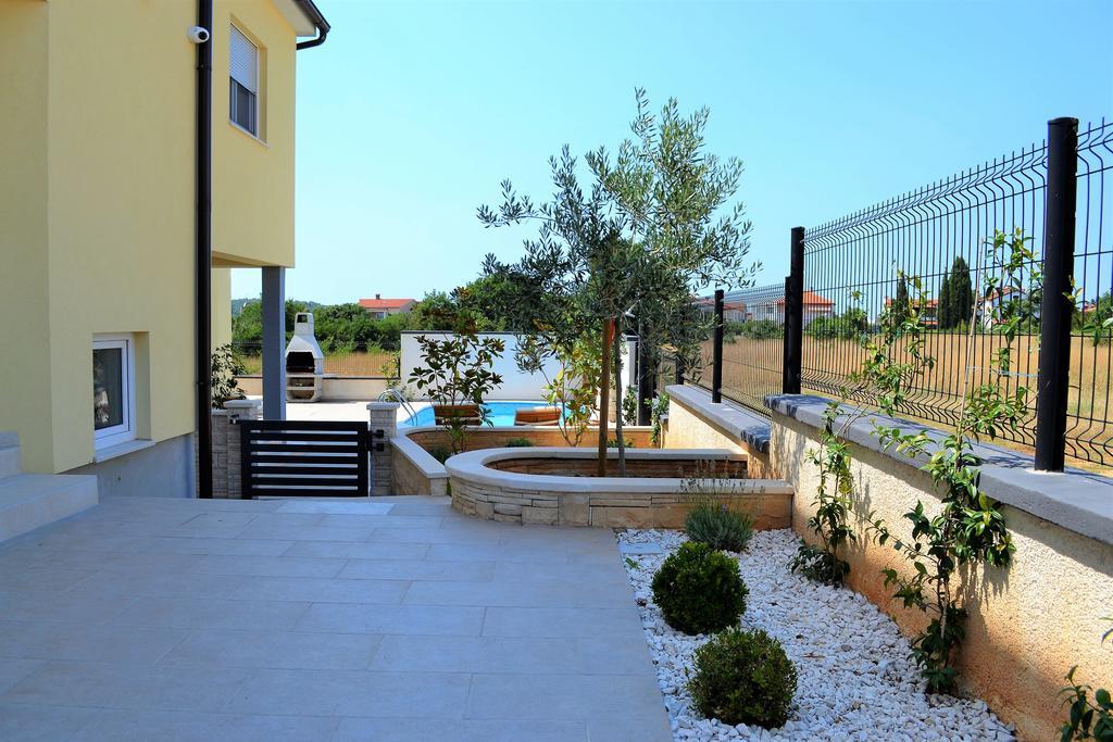 Villa Cera Πούλα Εξωτερικό φωτογραφία